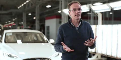Apple elektrikli otomobil projesini eski Tesla yöneticisine emanet ediyor