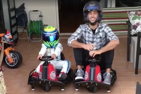 Felipe Massa’nın 7 yaşındaki oğlu Crazy Cart yarışında Daniel Ricciardo’yu geçti