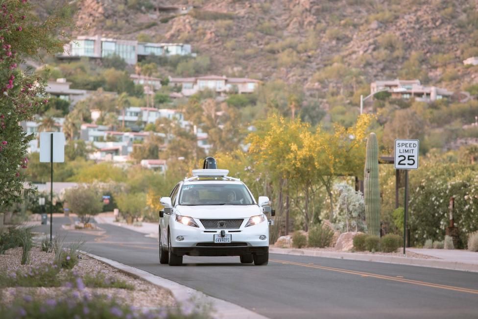 Google çöl koşullarını görmek için sürücüsüz otomobilini Arizona’da test edecek