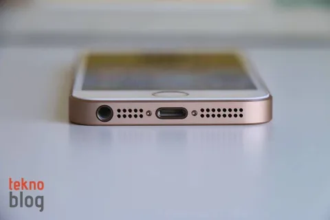 Apple iPhone SE 2’de de kulaklık jakına yer vermeyecek