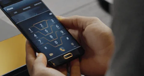 Samsung Galaxy S7 edge Injustice Edition Batman’den esinleniyor
