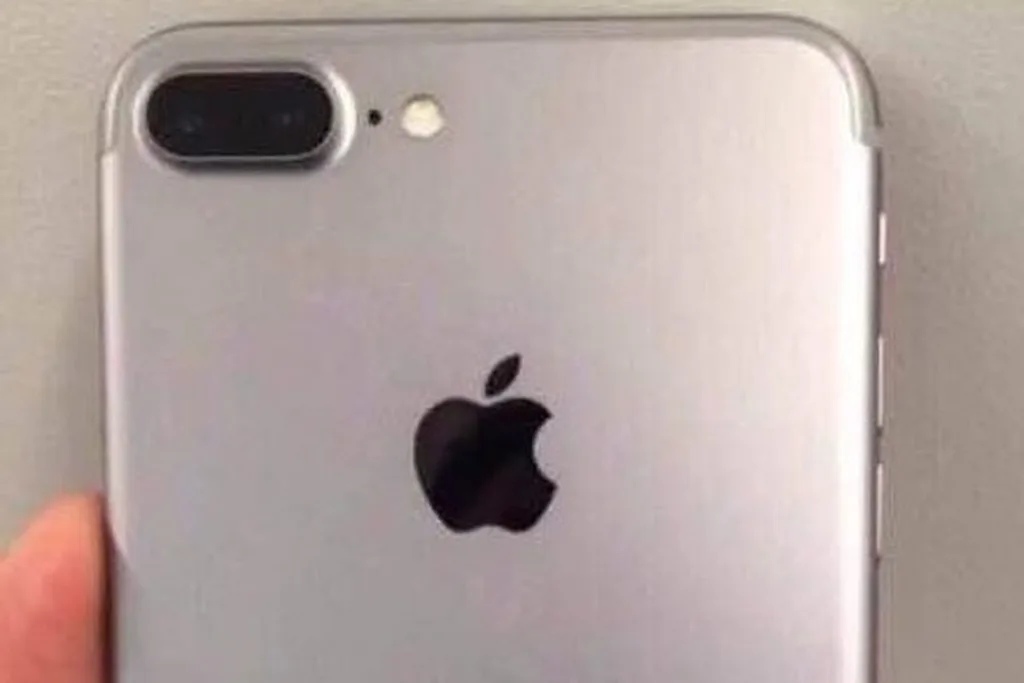 iPhone 7 Plus çift arka kamera ve 3 GB RAM ile gelecek