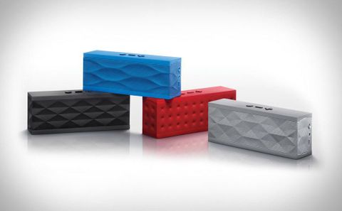 Jawbone hoparlör üretiminden çıkmak istiyor