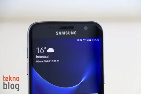 Galaxy S8 kulaklık jakı ve “DeX” masaüstü yuvası ile birlikte gelebilir