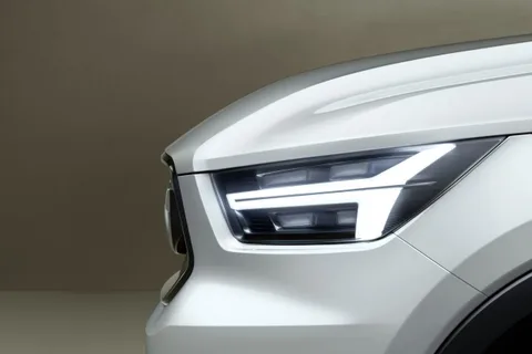 Volvo Snapchat aracılığıyla yeni 40 serisi araçlarına ait ilk ipuçlarını veriyor