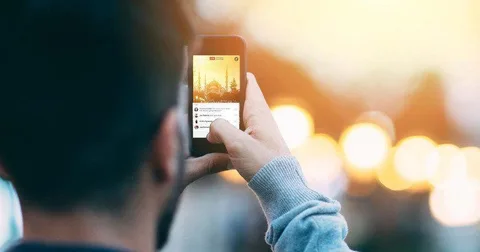 Facebook canlı yayın özelliği için kesenin ağzını açmış