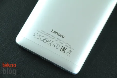 Lenovo Android telefonları Office, Skype ve OneDrive’ı ön yüklü sunacak