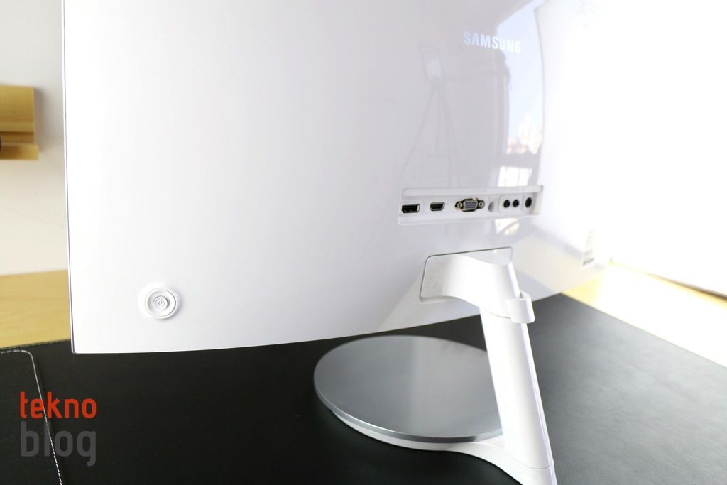 Samsung CF591 27″ Kavisli LED Monitör İncelemesi