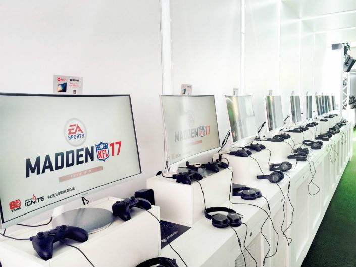 samsung kavisli monitör