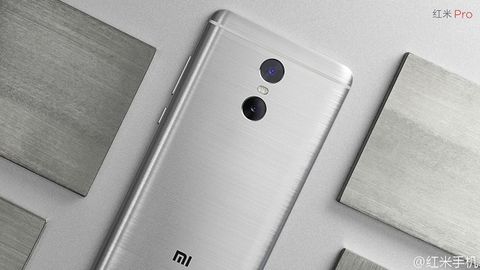Xiaomi Redmi Pro OLED ekran ve çift arka kamerayı uygun fiyatla sunuyor