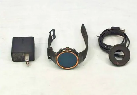 Asus Zenwatch 3 fotoğrafları IFA 2016 öncesinde sızdı