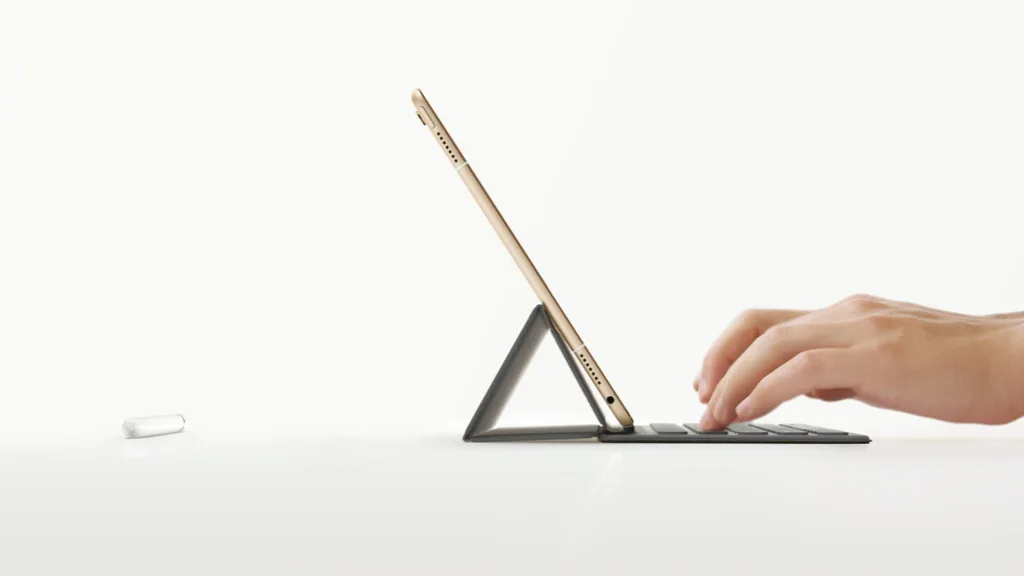 iPad Pro reklamı onun bir PC olduğuna odaklanıyor