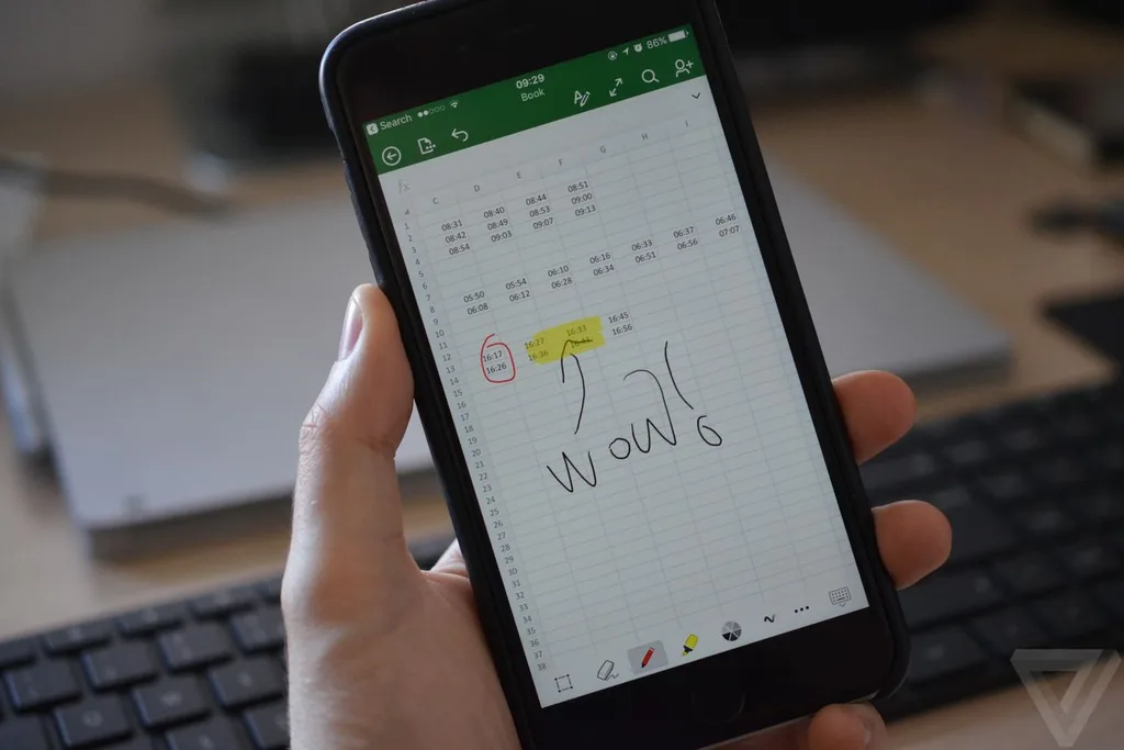 Microsoft Office iPhone uygulaması parmakla çizim desteğine kavuştu