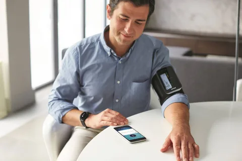 Philips sağlık ürünleri arasında Health Watch akıllı saat de var