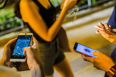 Pokemon Go üçüncü taraf uygulama ve servisleri neden engellendi?