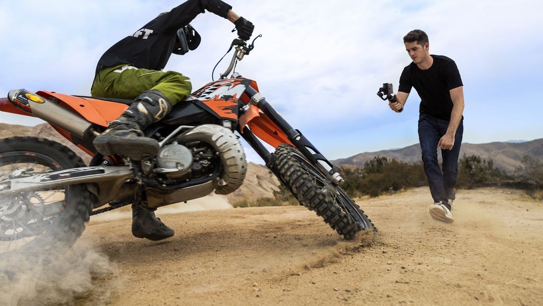 DJI Osmo Mobile ile video günlükçülerinin sahip olmak istediği aksesuar olacak