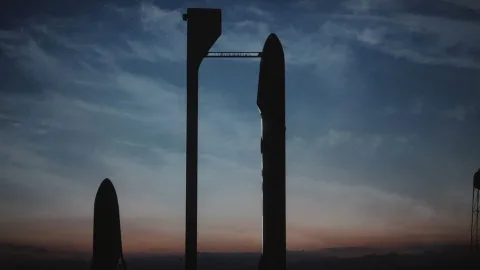 SpaceX gezegenler arası taşıma yapacak sistemini tanıttı – Video
