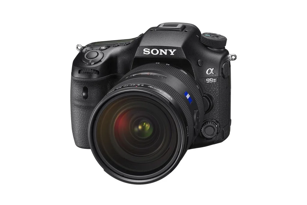 Sony A99 II: Saniyede 12 adet 42.4 megapiksel fotoğraf çekebilen kamera