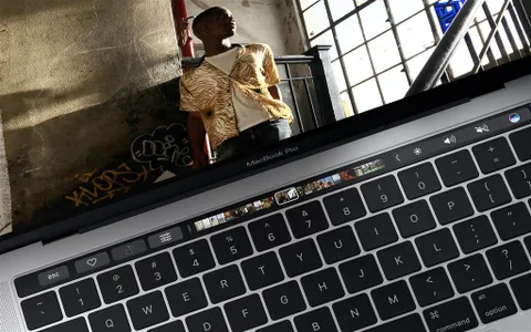 Apple’ın yeni M3 MacBook Pro modeli ile Touch Bar dönemi sonlanıyor