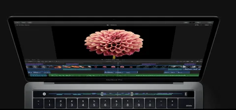 Final Cut Pro X yeni arayüzüyle birlikte Touch Bar entegrasyonu sunuyor