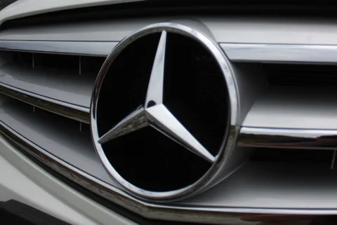 Mercedes-Benz müşterilerine 1 yıllık Tidal HiFi aboneliği hediye edecek