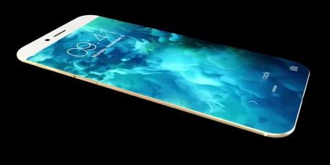 OLED iPhone ekranının üretimi için LG ve Samsung yarışıyor