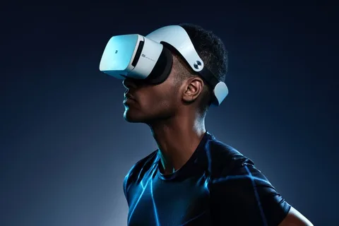 Xiaomi Mi VR ile mobil sanal gerçeklik alanında iddiasını artırıyor