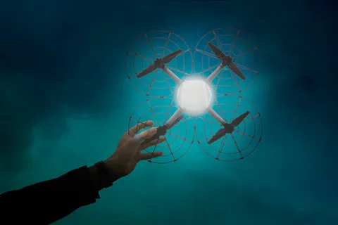 Intel Shooting Star drone ile ışık şovlarını yükseğe taşıyor