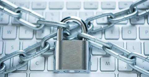 İnternet özgürlüğü dünya çapında gerilemeye devam ediyor