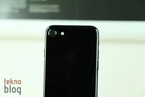 iPhone 8’in çıkışı 2018’e kalabilir