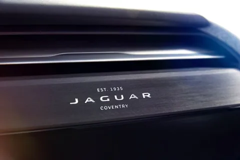 Jaguar 2025’ten itibaren tamamen elektrikli otomobil markası olacak