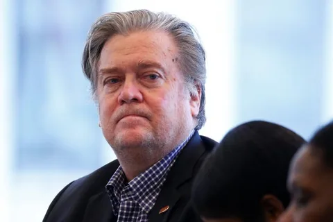 Donald Trump’ın danışmanı Asya kökenli teknoloji CEO’larını hedef aldı