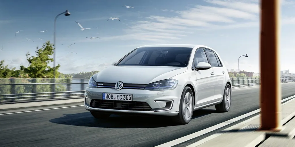 2017 model Volkswagen e-Golf daha yüksek performans ve uzun menzil vadediyor