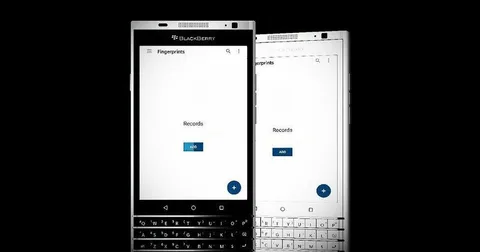 Fiziksel klavyeli BlackBerry Mercury’ye ait fotoğraflar internete sızdı