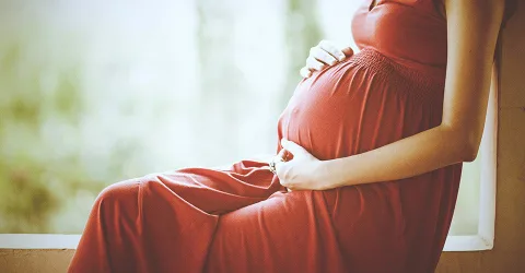 Hamilelik ile kadınlar nörolojik değişimler geçiriyor ve bebeklerine daha fazla bağlanıyor