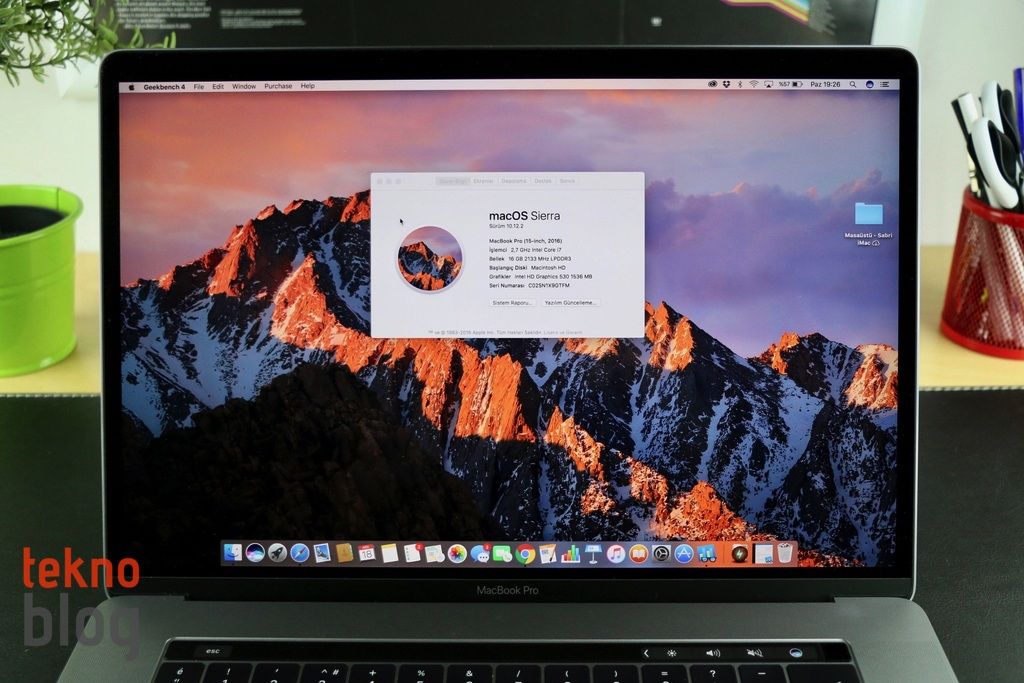 MacBook Pro Touch Bar inceleme
