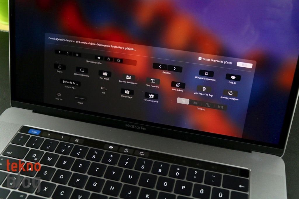 MacBook Pro Touch Bar inceleme