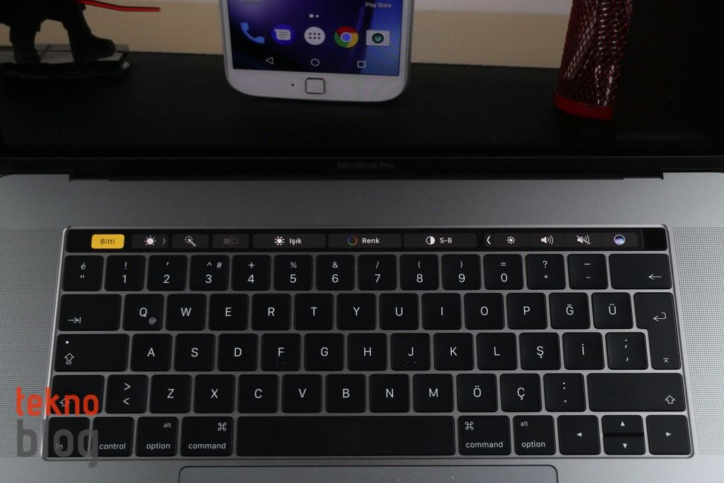 Apple MacBook Pro 2016 İncelemesi