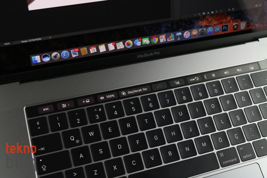 MacBook Pro Touch Bar inceleme