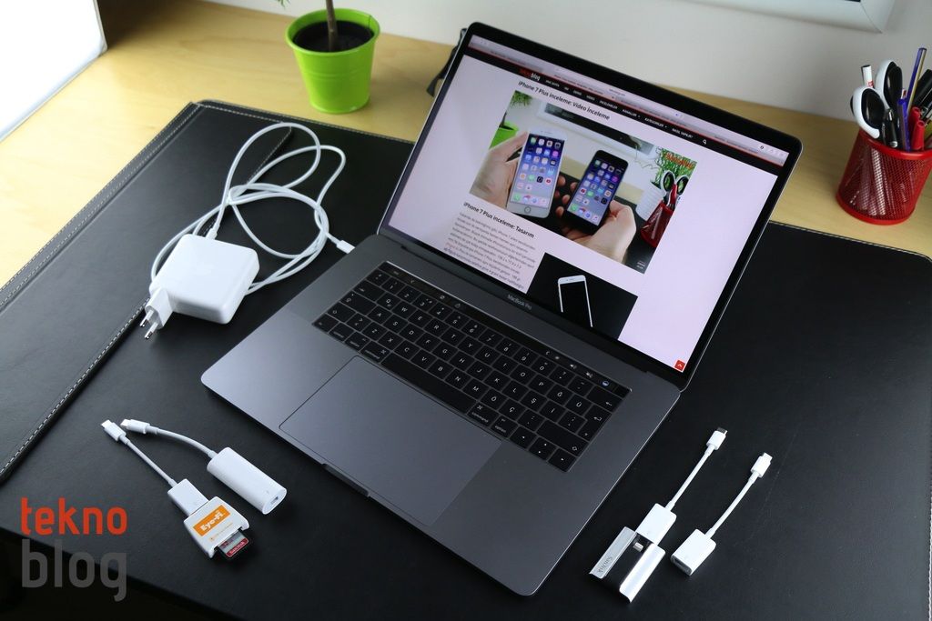 MacBook Pro Touch Bar inceleme