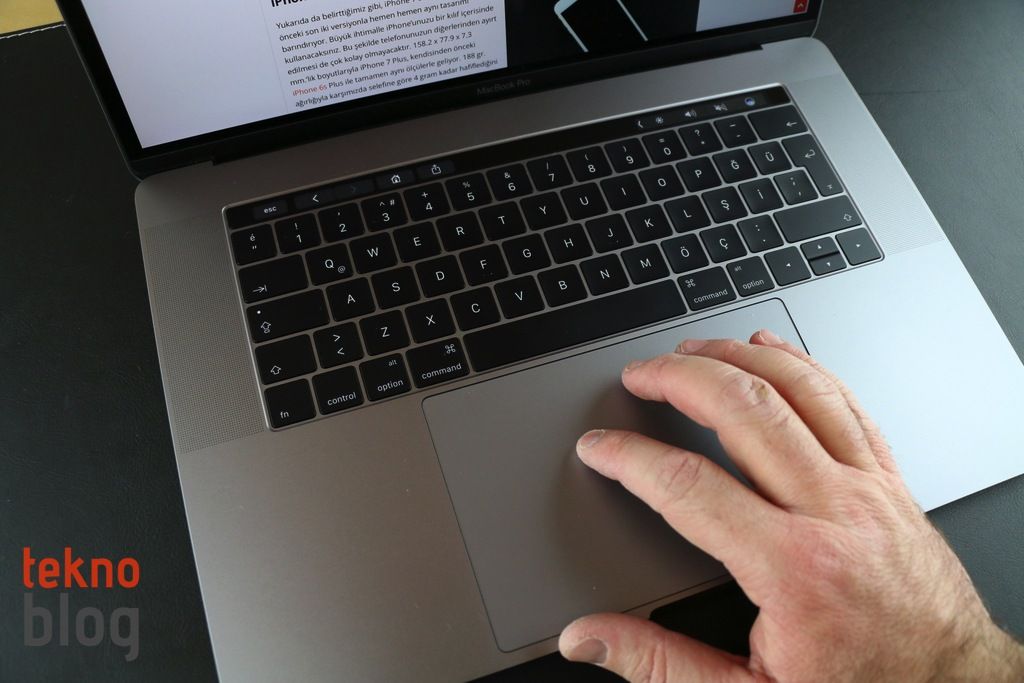 MacBook Pro Touch Bar inceleme