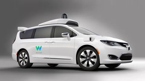 Chrysler Pacifica Hybrid ocak ayının sonu itibarıyla yollara çıkacak