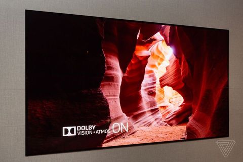 LG Signature OLED TV W inceliğiyle dikkat çekiyor