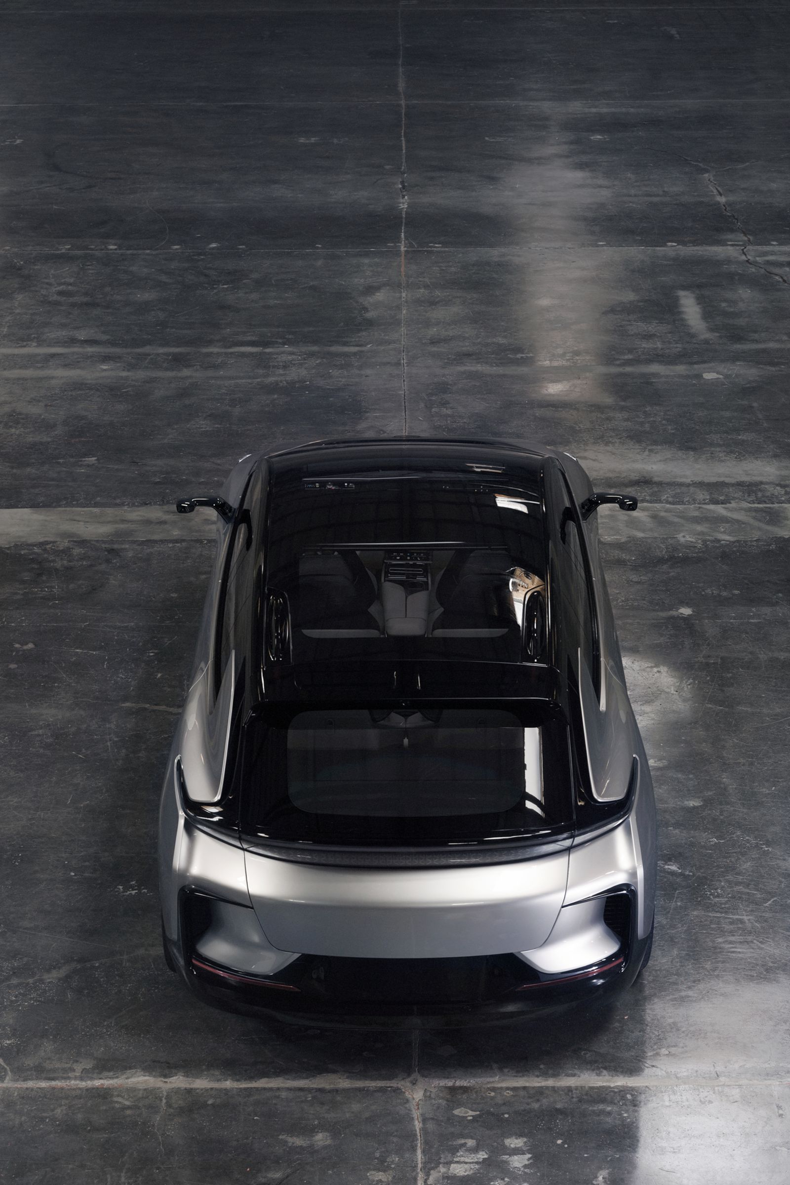 Faraday Future’ın ilk otomobili FF91’in örtüsü kaldırıldı