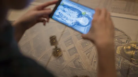 Google Tango ile müze ziyaretçileri daha fazla bilgiye ulaşabiliyor