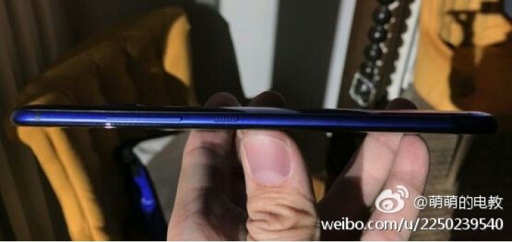 HTC Ocean olarak anılan telefonda LG ve Samsung izleri mevcut