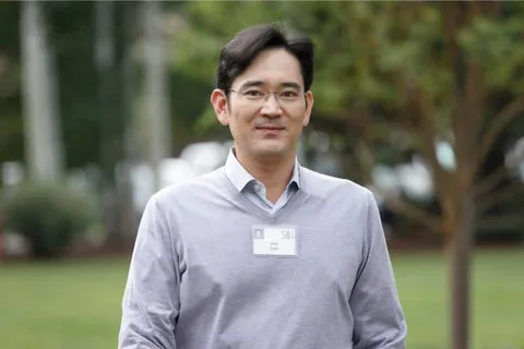 Samsung veliahtına 2,5 yıl hapis cezası