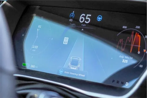 Tesla eski Autopilot direktörünü şirket sırlarını çaldığı iddiasıyla mahkemeye verdi