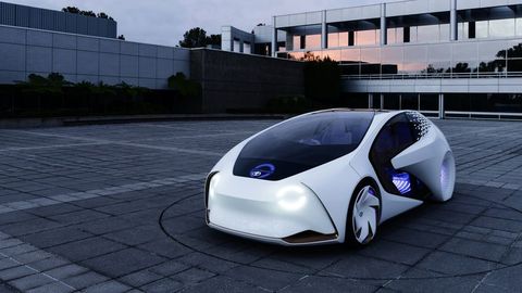 Toyota Concept-i adını taşıyan konsept otomobilini gözler önüne çıkardı
