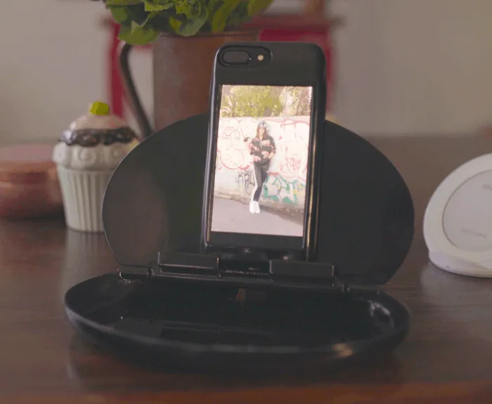 Eye iPhone kılıfı ile iOS ve Android deneyimi birleşiyor